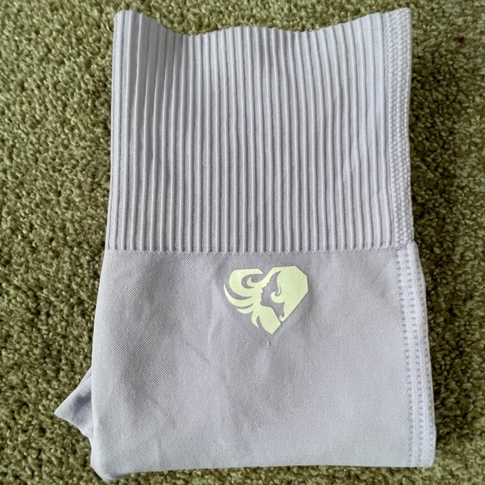 NWOT women’s best seamless leggings